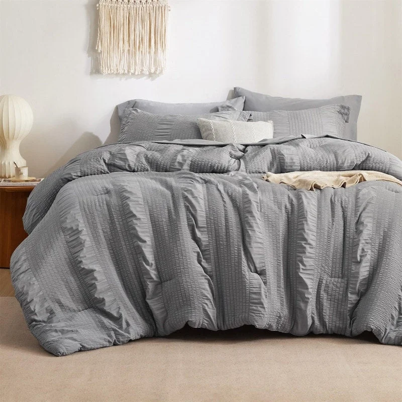 Plush velour comforter-Bed in a Bag Full 7 Piece Stripes Seersucker Bedding Set