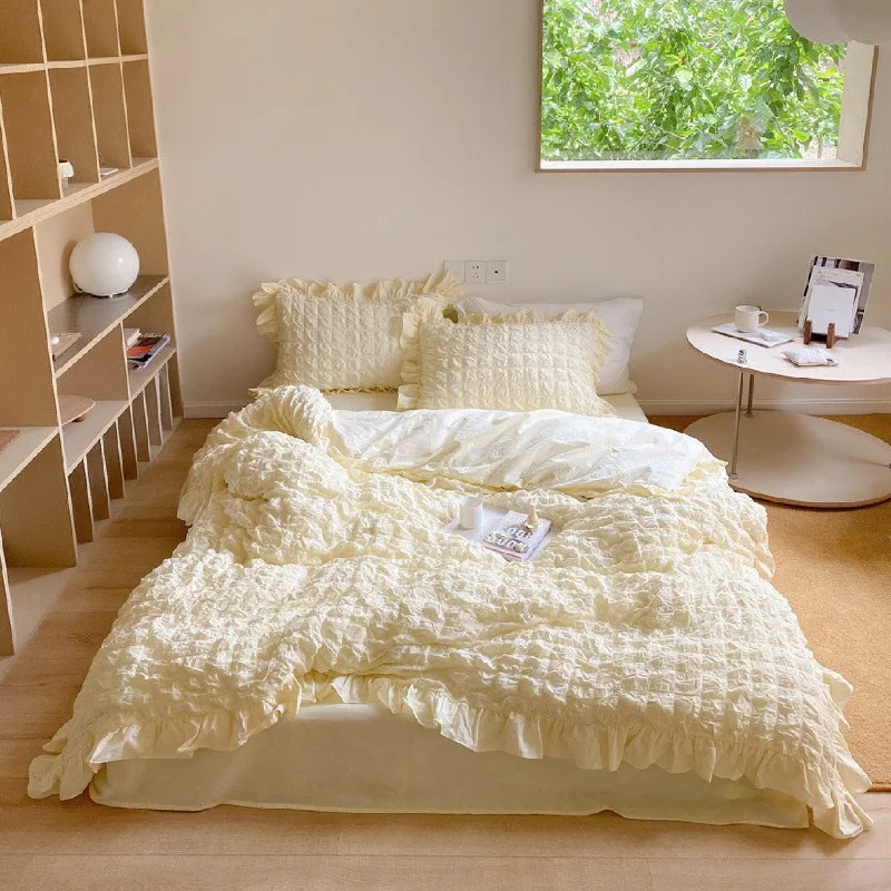 Luxe knit comforter-Marshmallow Puff Ruffle Bedding Set / Yellow