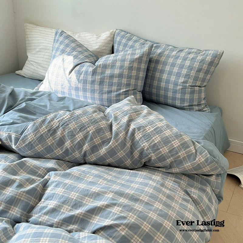 Plush velour bed throw-Soft Blend Plaid Bedding Set / Blue