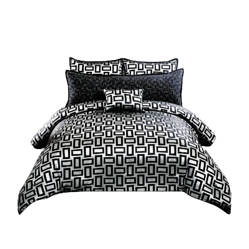 Plush fleece quilt-6 Piece Polyester King Comforter Set with Geometric Print, Grey and Black