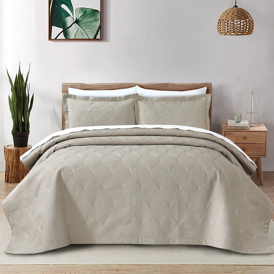 Cooling gel bed pillow-Allium Quilted Bedspread Set