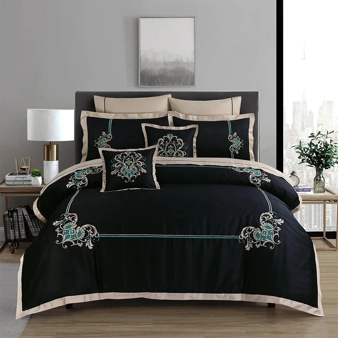 Cozy knit bed throw-Baroque Embroidered Quilt Cover Set