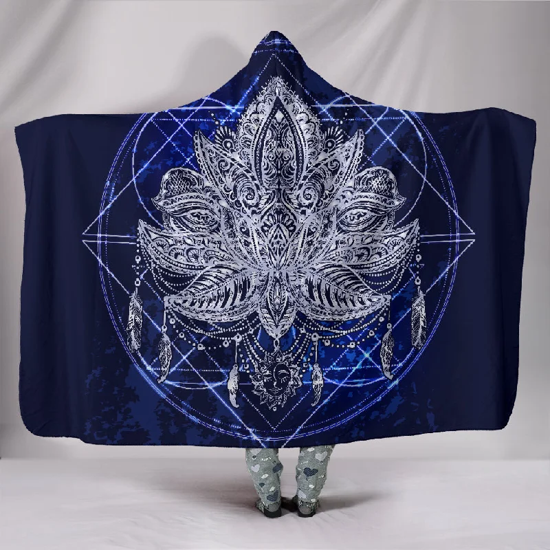 Textured cotton bedspread-Blue Lotus Fractal Hooded Blanket