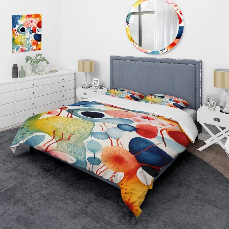 Plush faux fur comforter-Designart "Colorful Geometric mid century shapes 4" Abstract Painting Bedding Cover Set - Traditional Bed Set with Shams