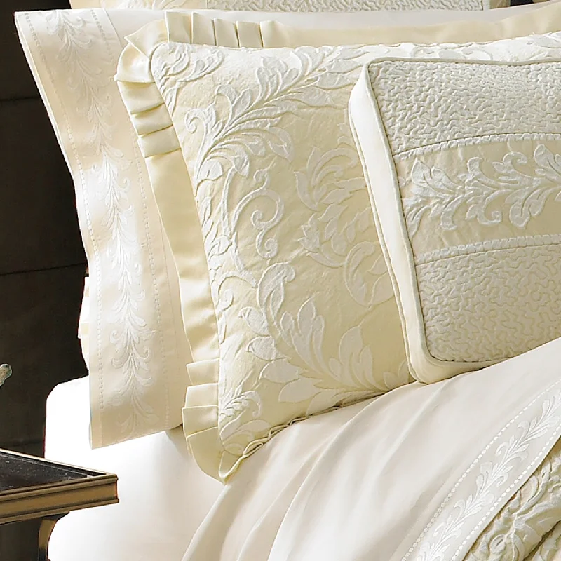 Reversible cotton throw-J. Queen New York Marquis Comforter Set