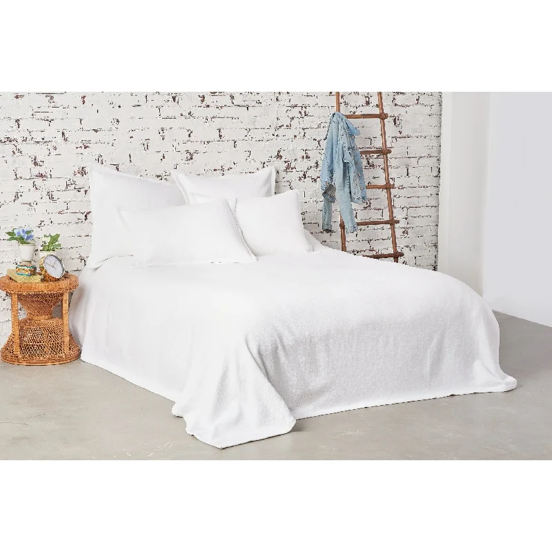 Breathable bed topper-Monroe White Queen Blanket