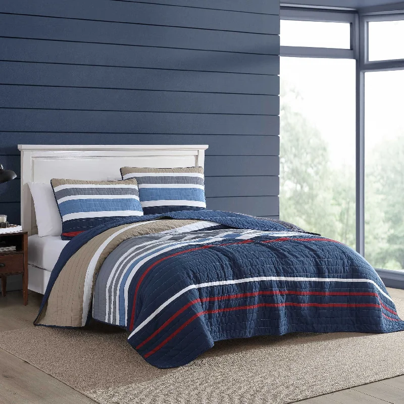 Non-slip bed throw-Nautica Bradford Navy Full/Queen Quilt & Sham Set