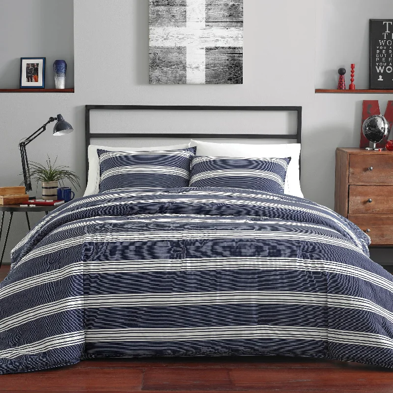 Floral silk bed throw-Nautica Craver Full/Queen Comforter & Sham Set In Navy