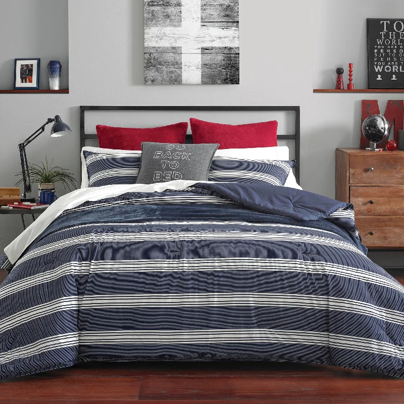 Crisp flannel pillowcase-Nautica Craver Twin/Twin Xl Comforter & Sham Set In Navy