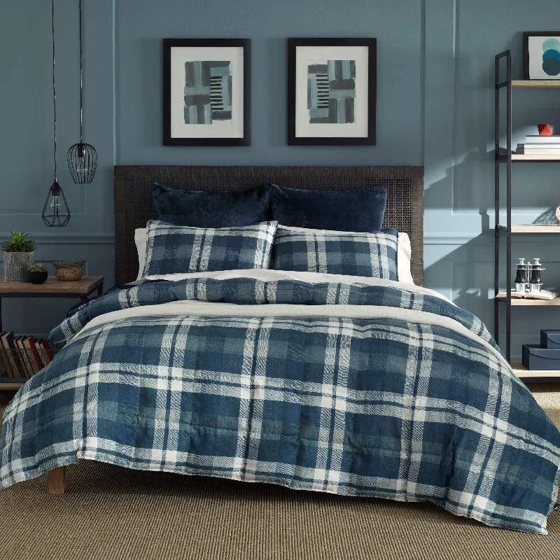 Lightweight linen comforter-Nautica Crossview  Comforter & Sham Set In Navy Plaid