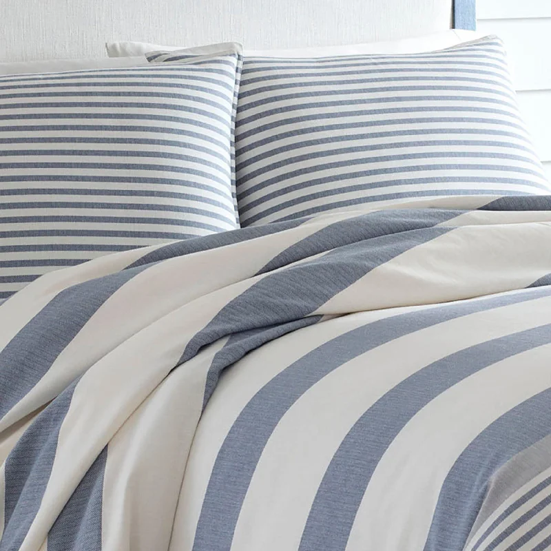 Modern checkered throw-Nautica Fairwater Comforter Set