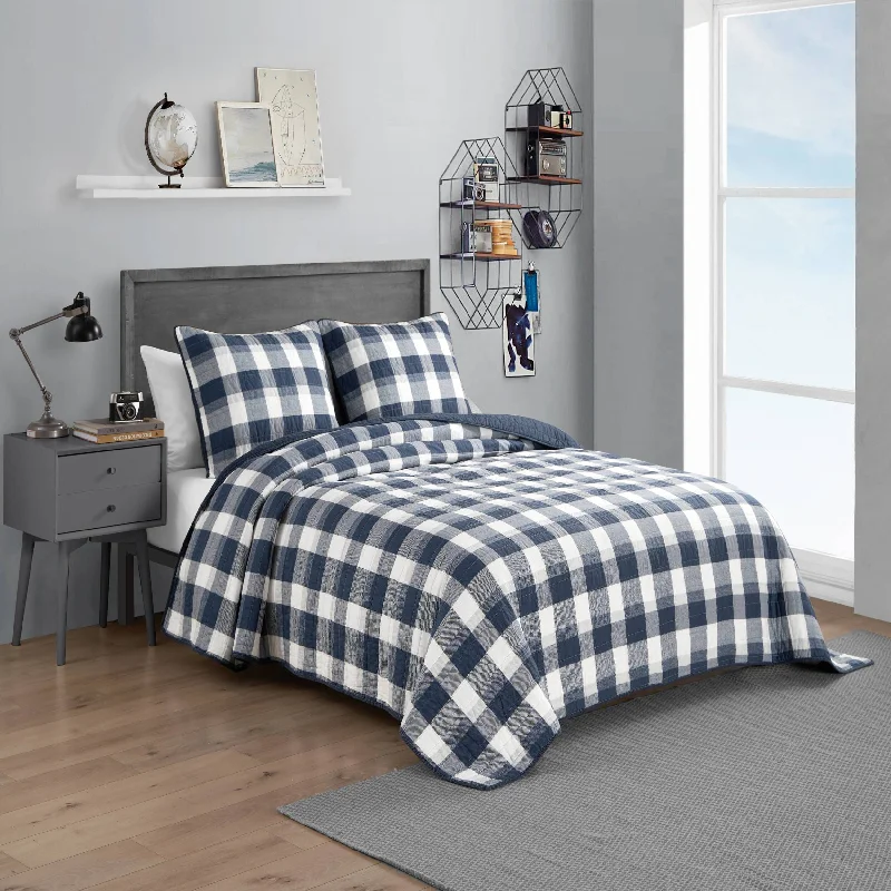 Textured cotton bedspread-Nautica Norridge King Quilt And Sham Set