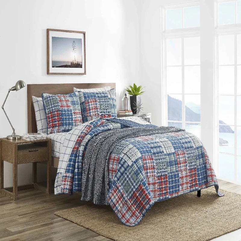 Reversible bamboo comforter-Nautica Raeford King Quilt And Sham Set