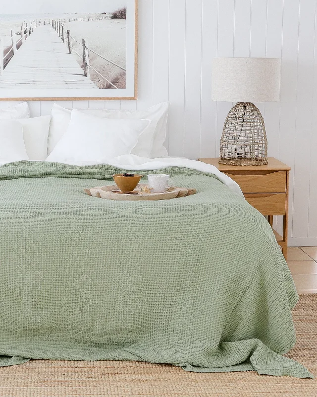 Firm gel memory pillow-Pistachio green waffle blanket