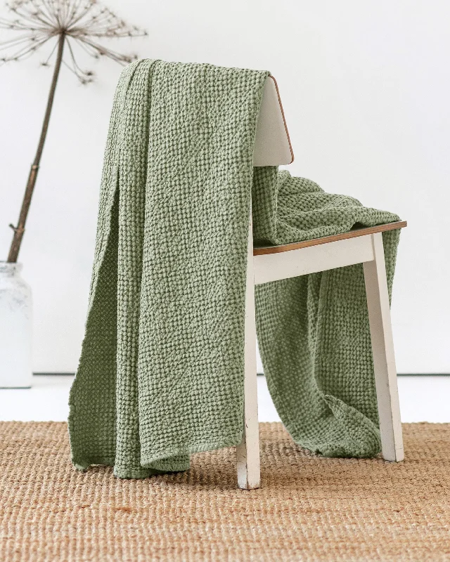 Natural bamboo throw blanket-Pistachio green waffle throw blanket