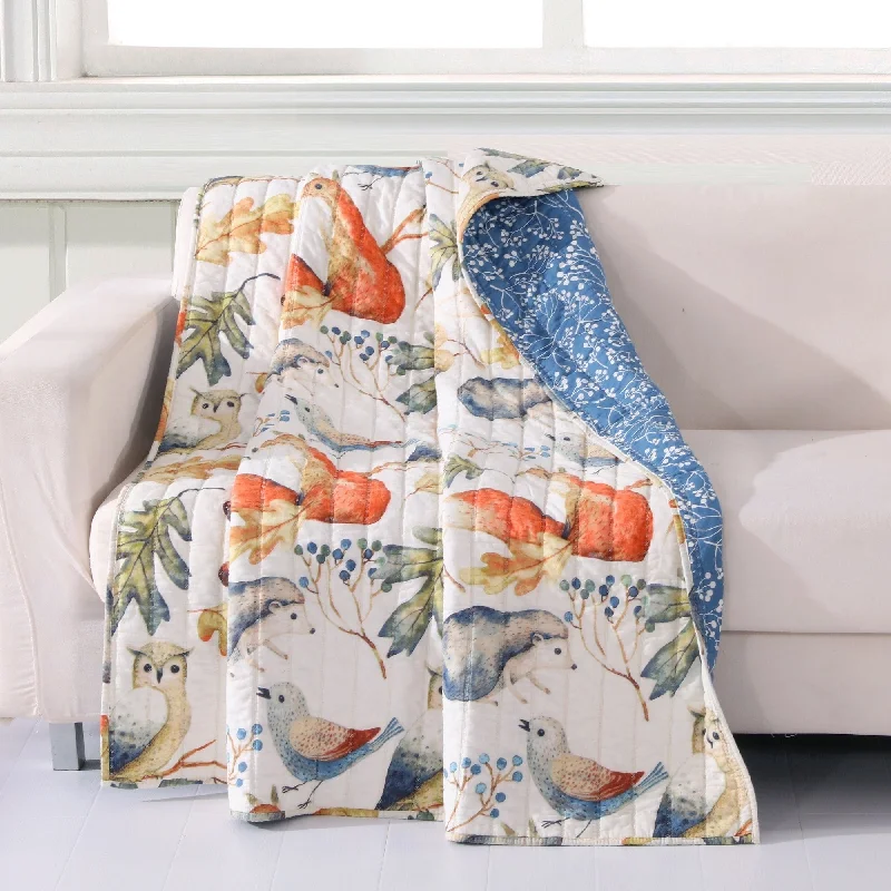 Cozy knit bed throw-Porch & Den Morilon Forest Wildlife Quilted Throw