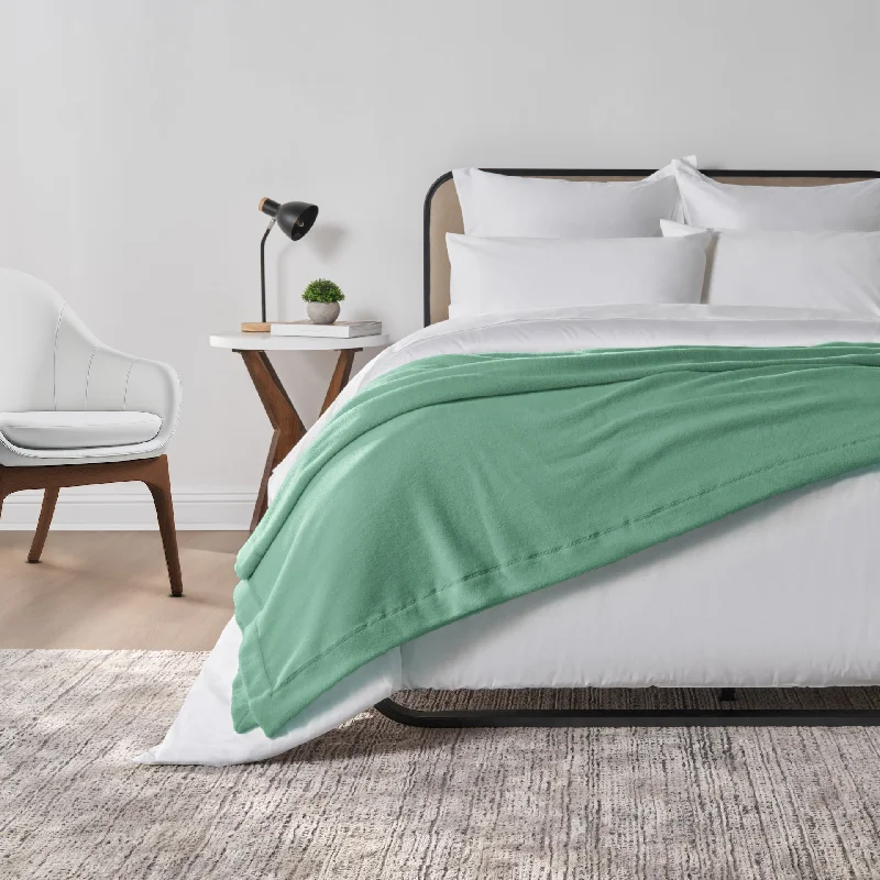 Soft percale comforter-Sobellux Hotel Ultra Soft Fleece Blanket | Sea Mist