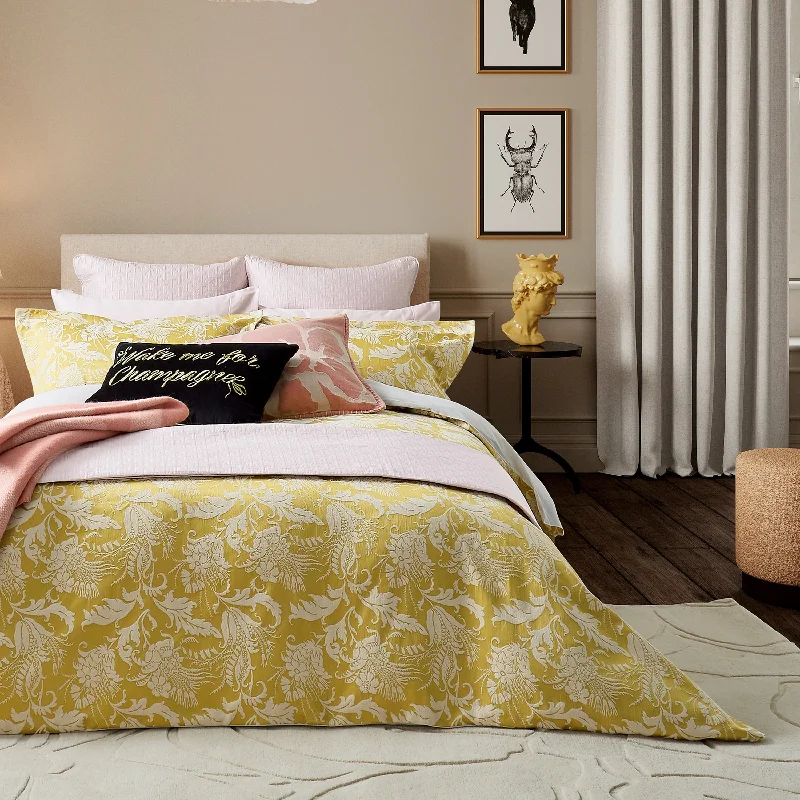 Heavyweight cotton comforter-Ted Baker Baroque Comforter Set