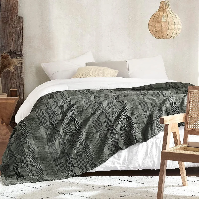 Silky sateen bed throw-Terra é Pais - Textured Throw Blanket