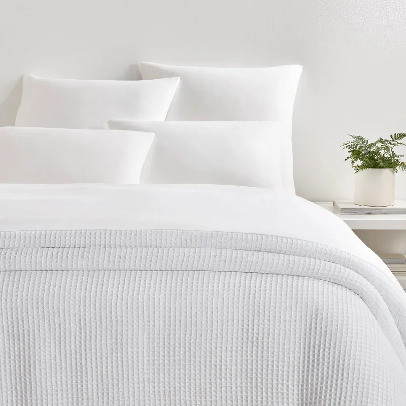 Warm chenille comforter-Waffle White Blanket