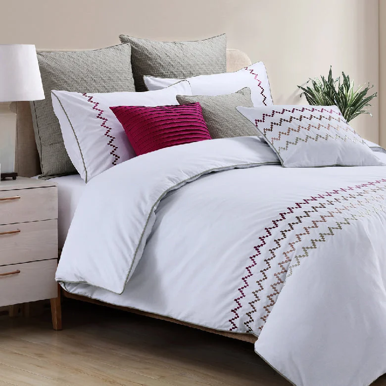 Cool jersey bed sheets-Zig Zag Embroidered Quilt Cover Set