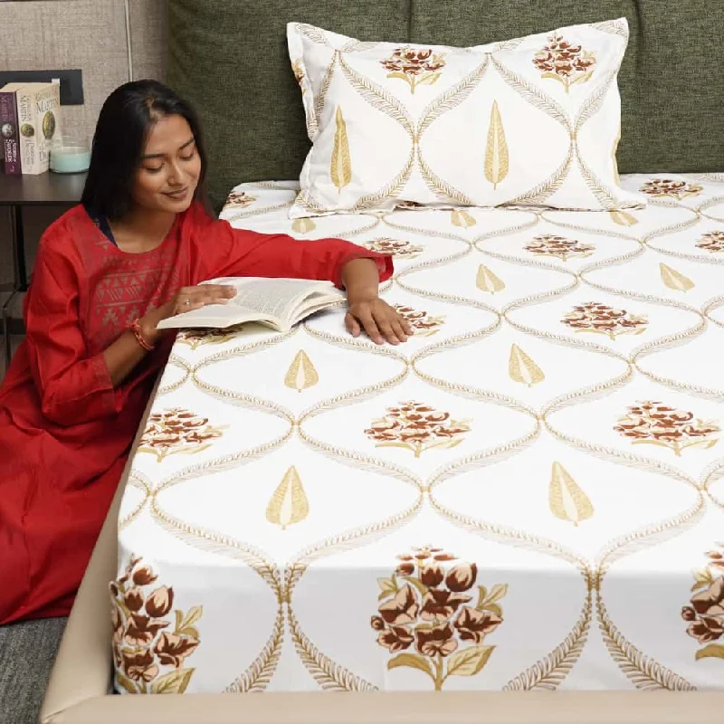 Floral cotton quilt-Serene Collection - Breathable 200 TC 100% Pure Cotton Bedsheet with Pillow Cover, Floral Moroccan - Brown